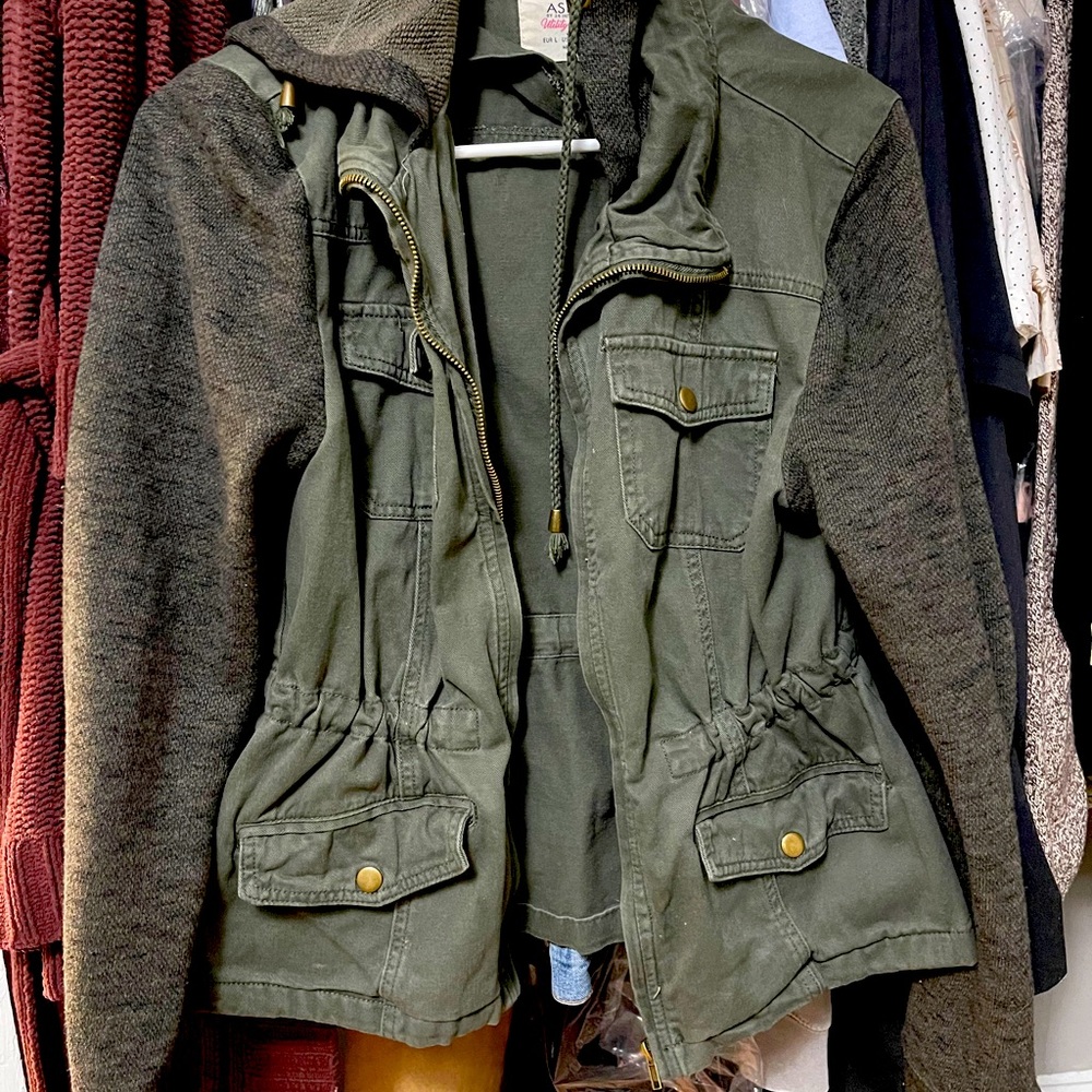 Army green hooded light weight jacket